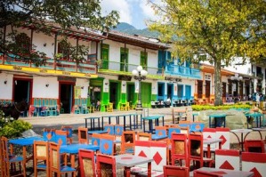 Medellin y Guatape 5 Dias: Ciudad de la Eterna Primavera