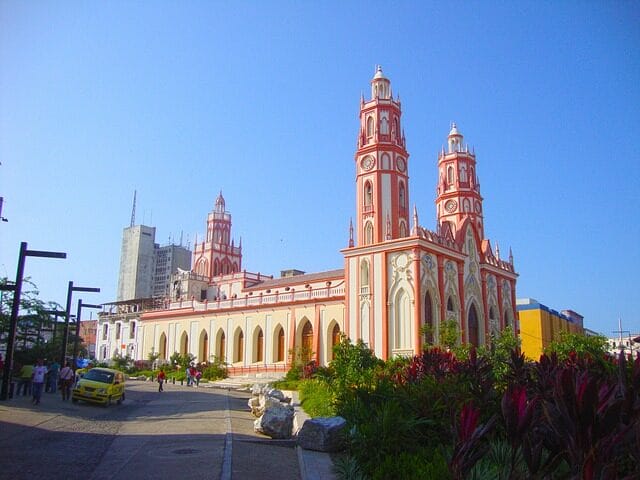 iglesia de san nicolás, cosas para hacer, aspectos
