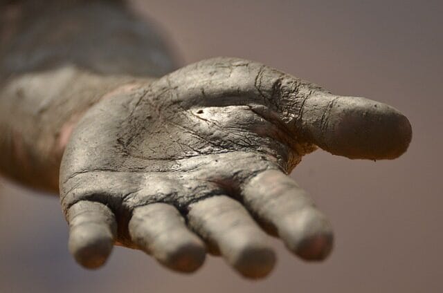 hand, help, help