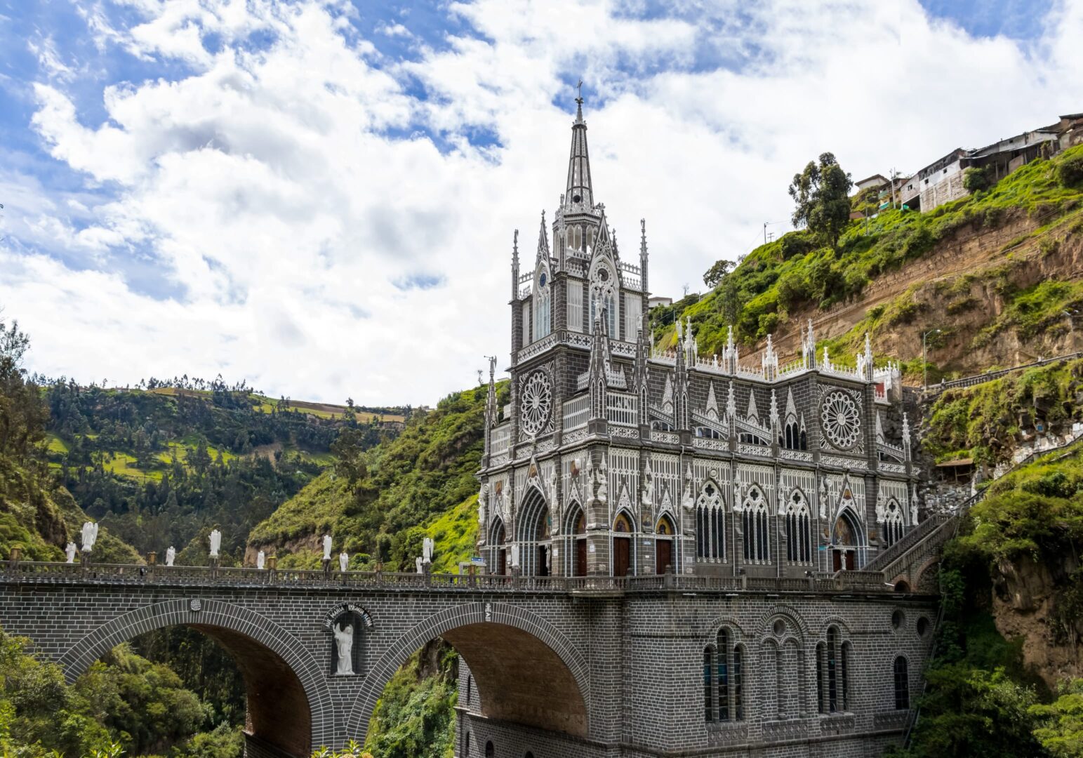 fiestas - punto - cuento de hadas - patrimonio - santuario de las lajas