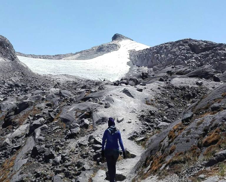 Ascenso Flota de vehículos vista Nevado Santa Isabel
