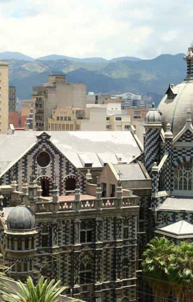 Palacio de la Cultura Rafael Uribe Uribe, Que faire à Medellín
