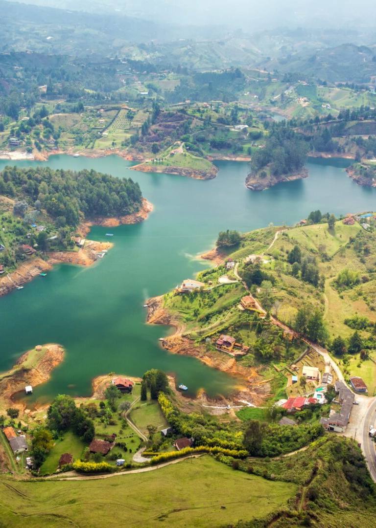 temporada baja para viajar en colombia