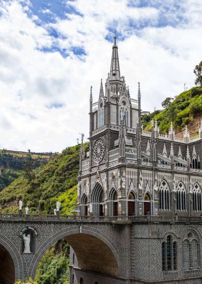 fiestas - punto - cuento de hadas - patrimonio - santuario de las lajas